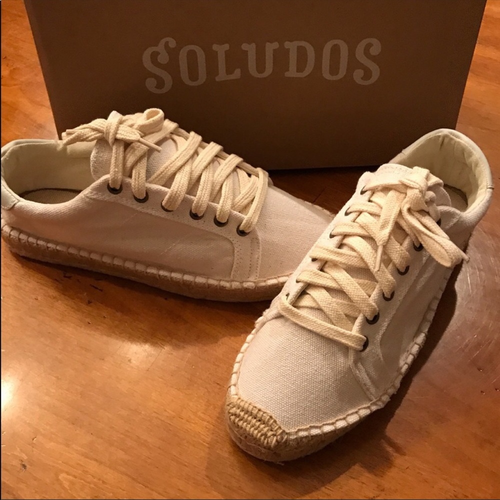 SOLUDOS TENNIS SNEAKERS